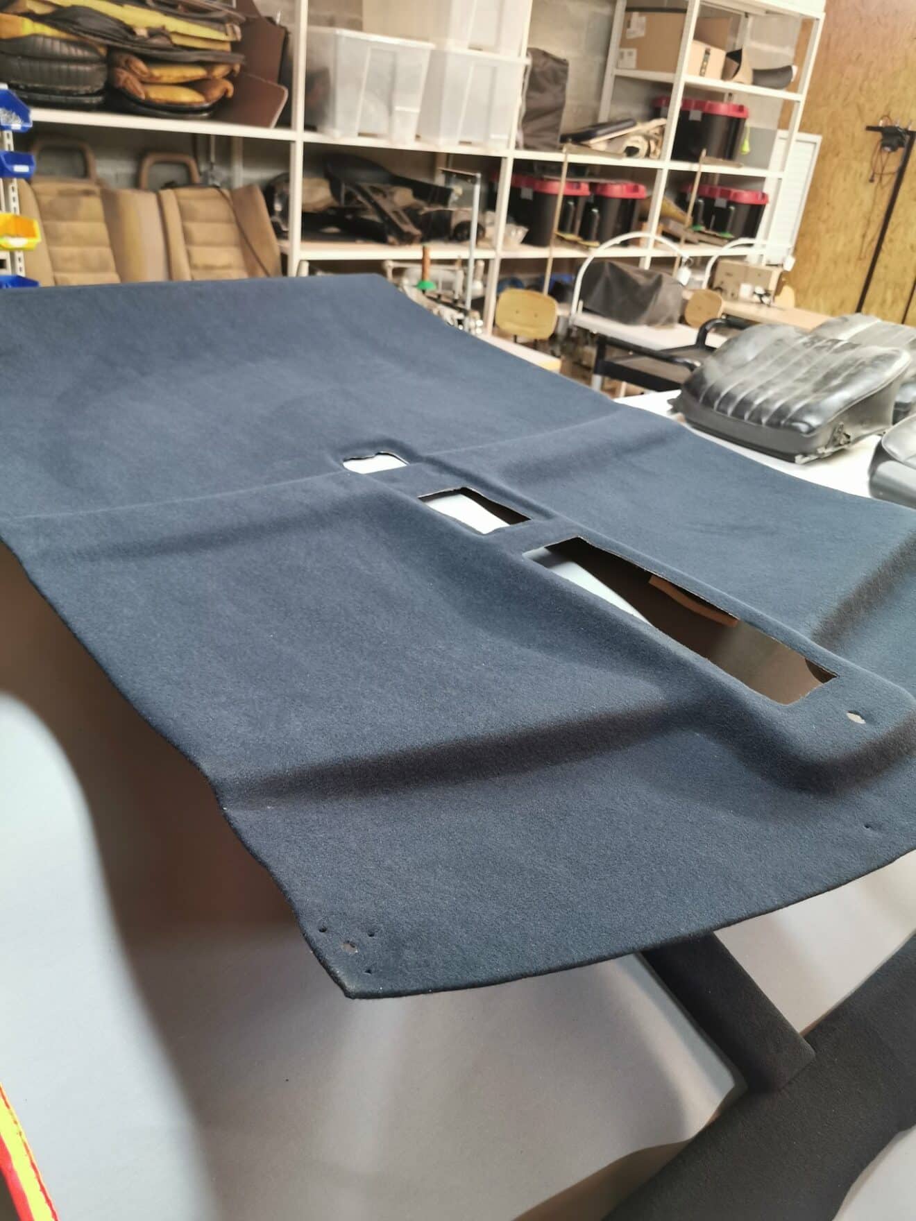 TRAMATESSILE - Kit Reparation Ciel de Toit Voiture avec Colle pour tissu - Modèle Velours - Personnalisez votre Tissu Ciel de Toit Voiture - Choisissez la taille et le type de colle